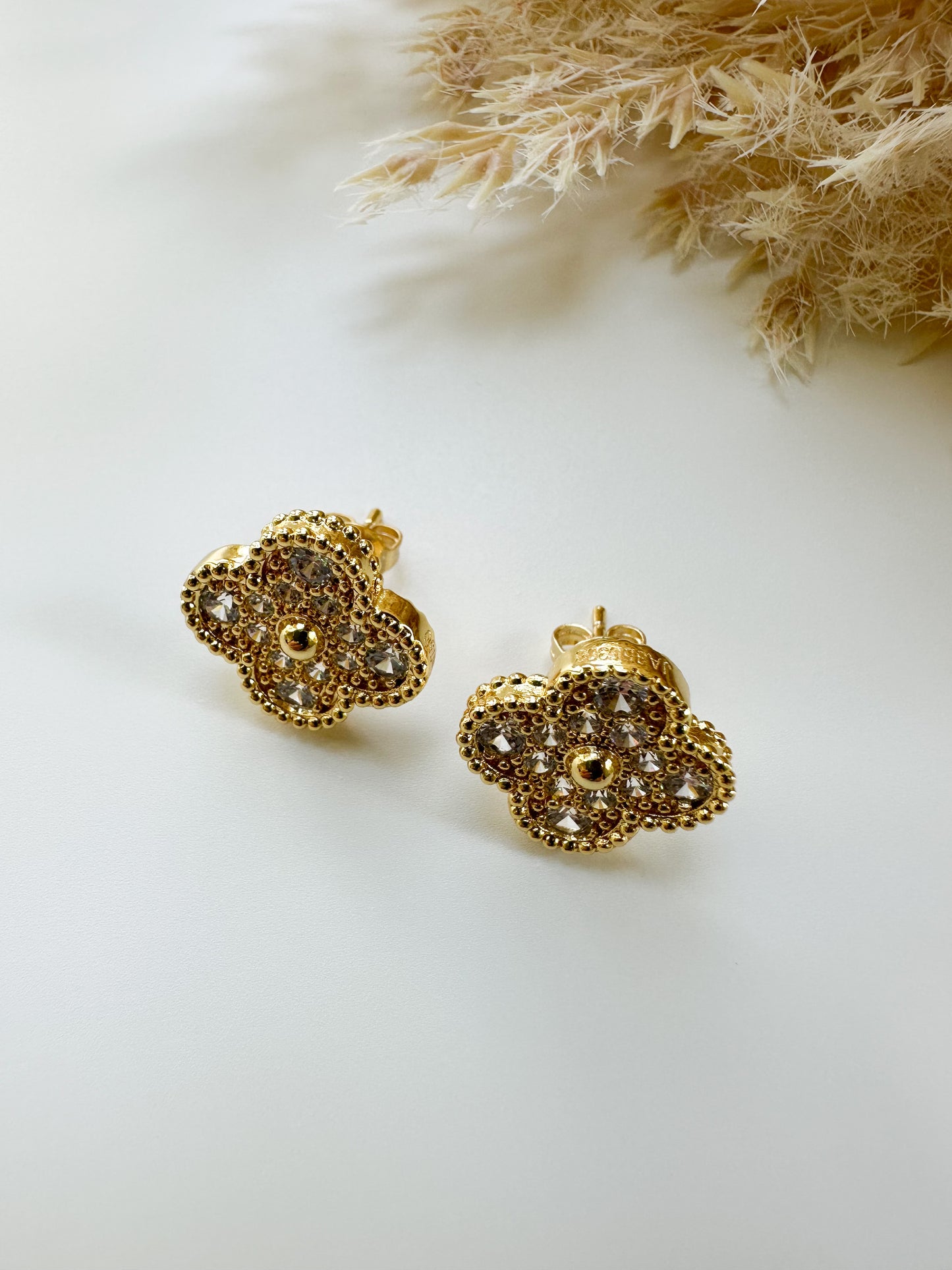 VCA Earring Gold and Zirconia